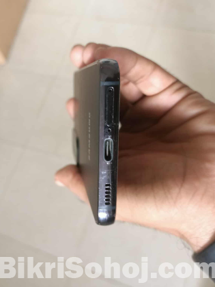 Samsung Galaxy  S22